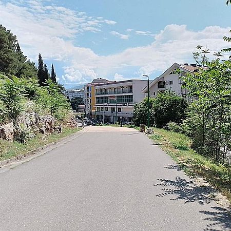 Aga Apartman Podgorica Eksteriør billede
