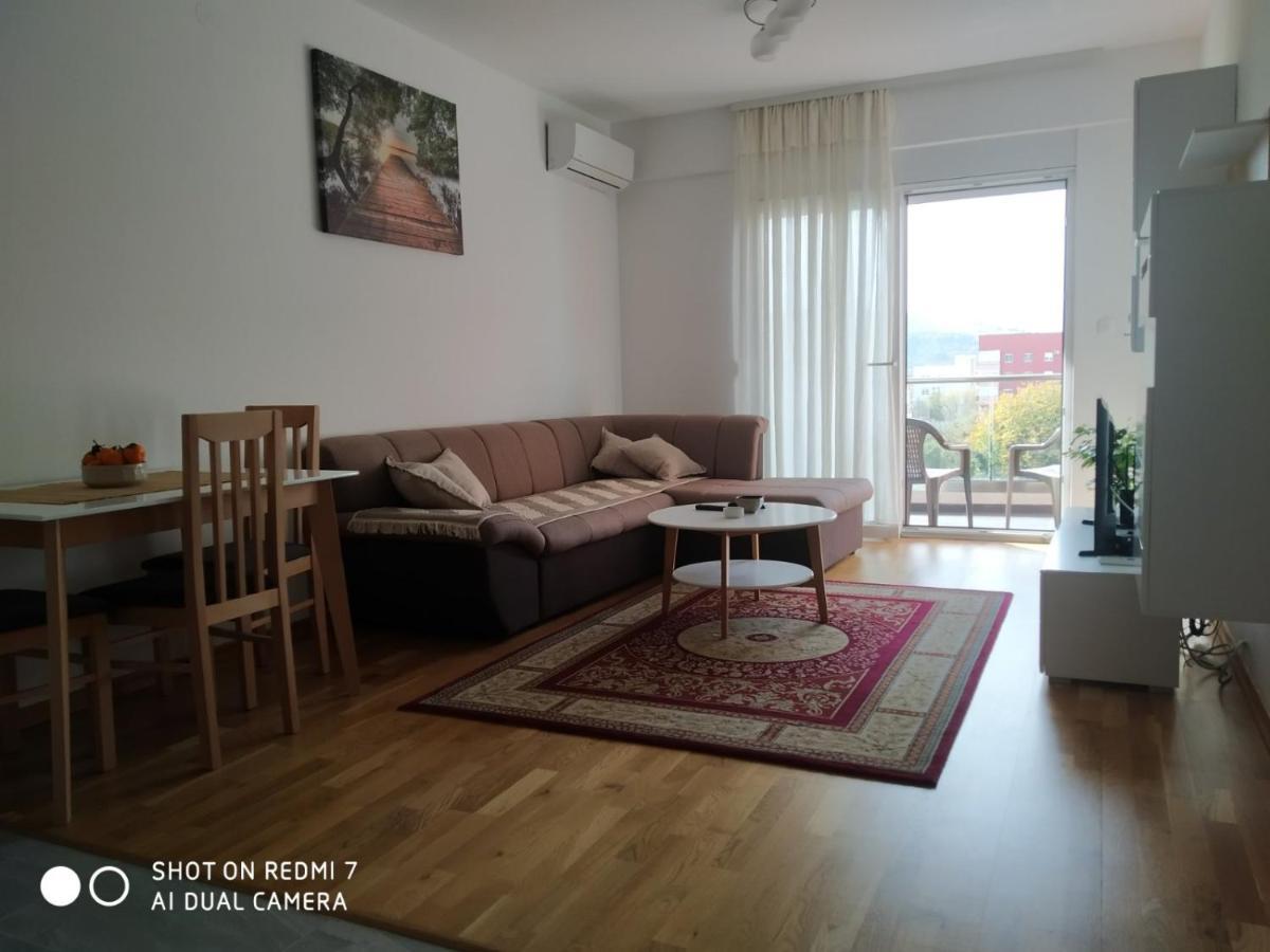 Aga Apartman Podgorica Eksteriør billede